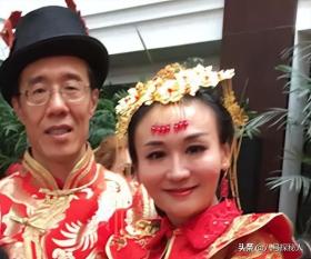 放弃大好前途后悔不？为嫁美国富豪辞职央视，婚后受虐却死不离婚-图19